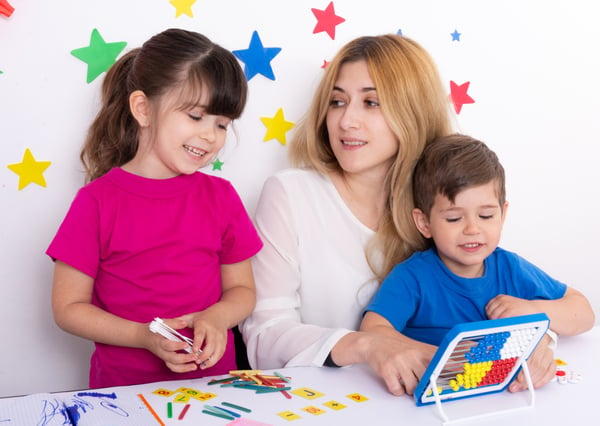 Mother and Children Counting and Coloring